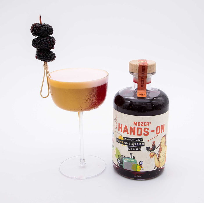 MOZERS SPIRIT Hands on - Schwarzer Johannisbeerlikör 0.5L